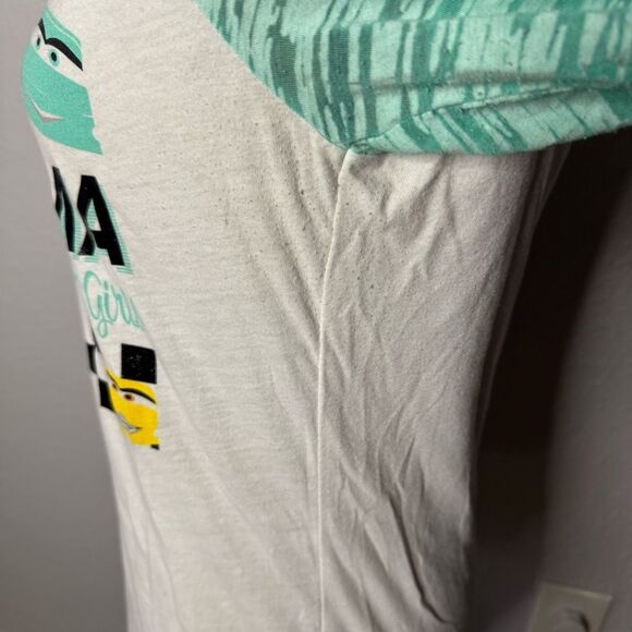 Disney Parks Motorama Cars Movie Girls Green Raglan Shirt Retro Size M Fitted - Picture 3 of 8